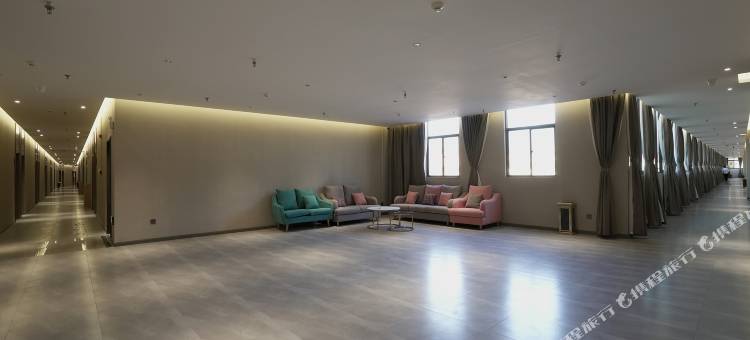 如家睿柏·云酒店(元谋永兴果蔬博览城店)图片