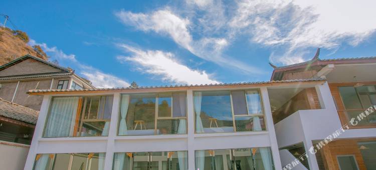 泸沽湖山水见·湖景酒店(达祖码头店)图片