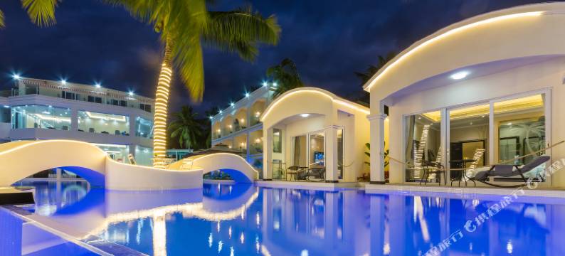 无界 · 空间设计酒店(亚龙湾博后村店)图片