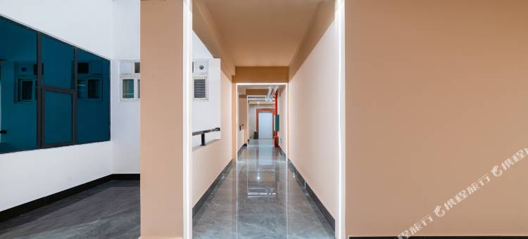 城市智能酒店(南宁嘉和城温泉谷店)图片