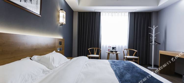 青衣印象假日酒店(青神客运站青衣广场店)图片