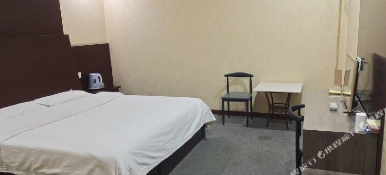 滑县天天红宾馆(人民医院店)图片