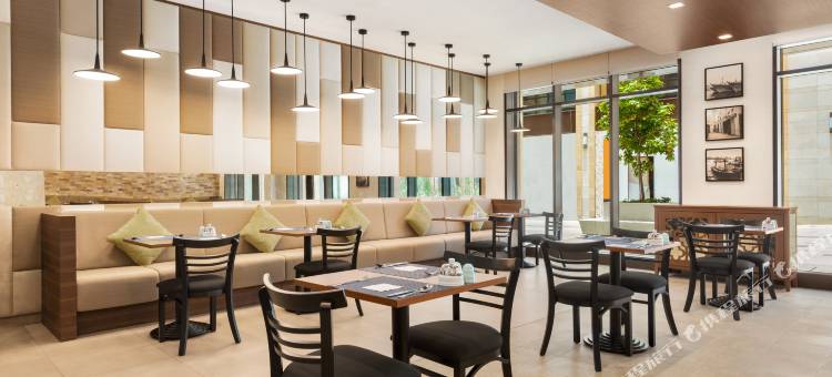 迪拜黄金区宜必思尚品酒店(Ibis Styles Dubai Gold District)图片