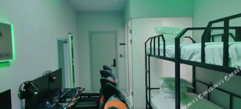 霏梵电竞酒店图片