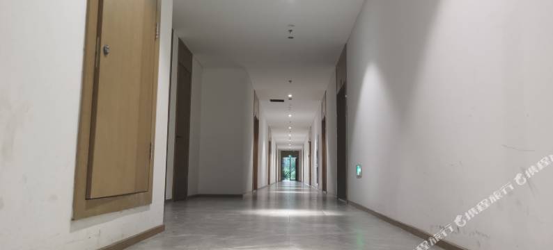 香舍影院酒店(武汉极地海洋常青城地铁站店)图片