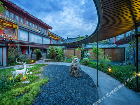 开封•御和府|MELLOWMANSIONMALL古典园林度假酒店(清明上河园店)