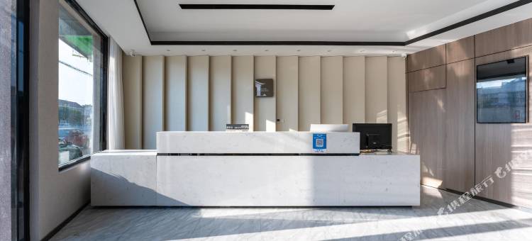 易佰良品酒店(平度南村店)图片