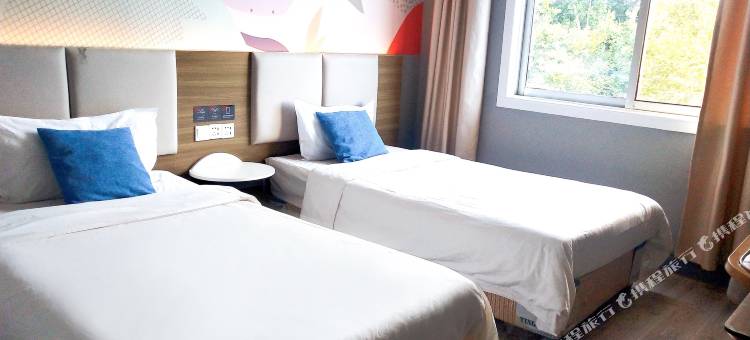 派酒店(镇江市苏宁广场创业大学店)图片