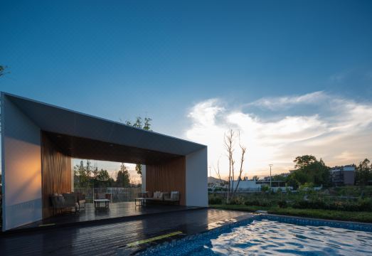 Jiande Aviation Town Maison New Century Resort HotelHotel Overview