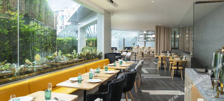普吉岛乔诺克斯卡伦酒店(Jonox Phuket Karon Hotel)图片