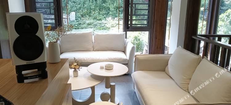 月忆楼民宿(西江千户苗寨店)图片