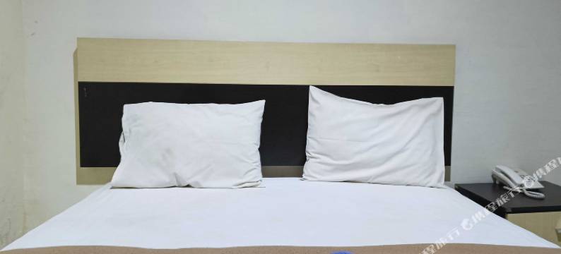 Hotel O 绿宝石伊斯兰旅馆靠近泰勒塔比山(Hotel O Penginapan Permata Hijau Syariah Near Bukit Teletubbies)图片