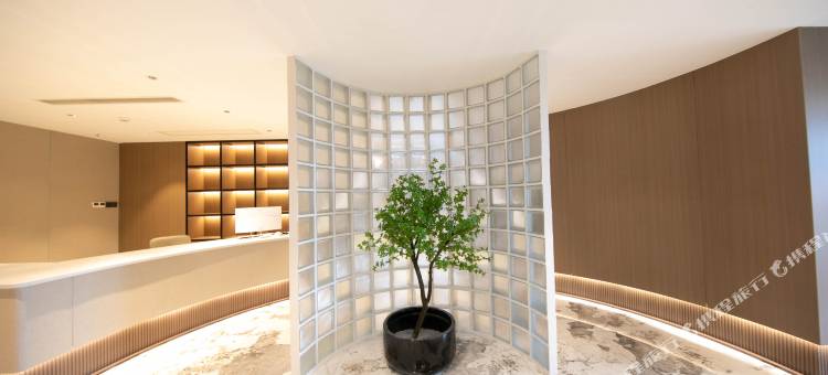 舟山海莲·modern现代美学伽境智能酒店  (凯虹广场 · 莲洋广场店)图片