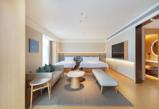 JI Hotel (Aksu Jinlan Square) Hotel Overview