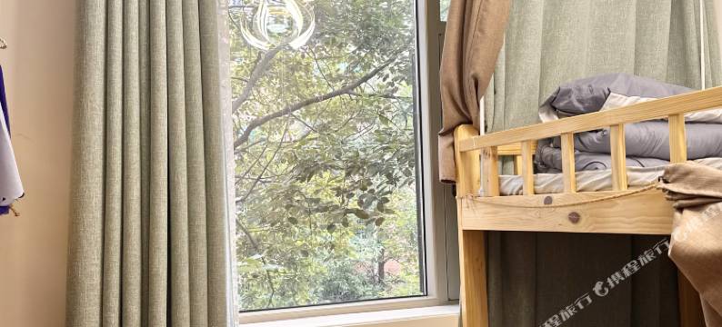 归仰一方青旅小栈(安顺顾府街店)图片