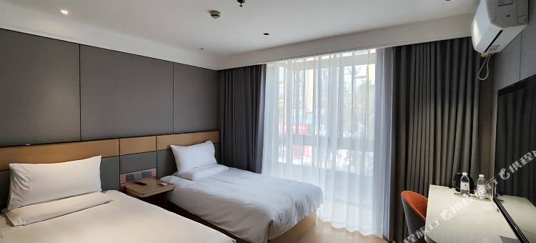 如家睿柏·云酒店(上海周浦小上海步行街店)图片