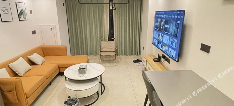 栖屿LOFT影音公寓酒店(江西科技学院太子殿地铁站店)图片