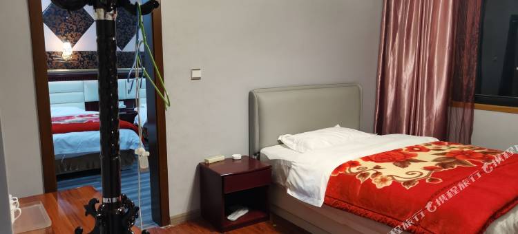 乡城乡馨商务酒店图片