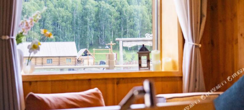 禾木蓝溪民宿图片