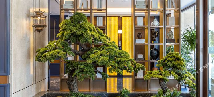 伊宁上海城六星街丽呈酒店图片