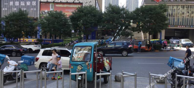 青岛天舒太空舱客栈(凯德广场清江路地铁站店)图片