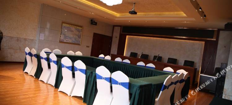 杂多大酒店图片