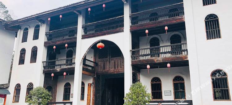 地主庄园民宿(石柱黄水森林公园店)图片