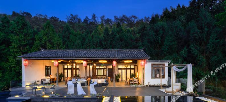 半山墅森林庭院民宿(腾冲和顺店)图片