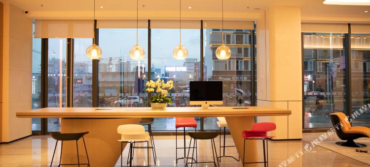 深圳龙华智选假日酒店(大浪商业中心店)图片