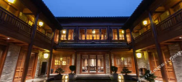 武当山道隐山居图片