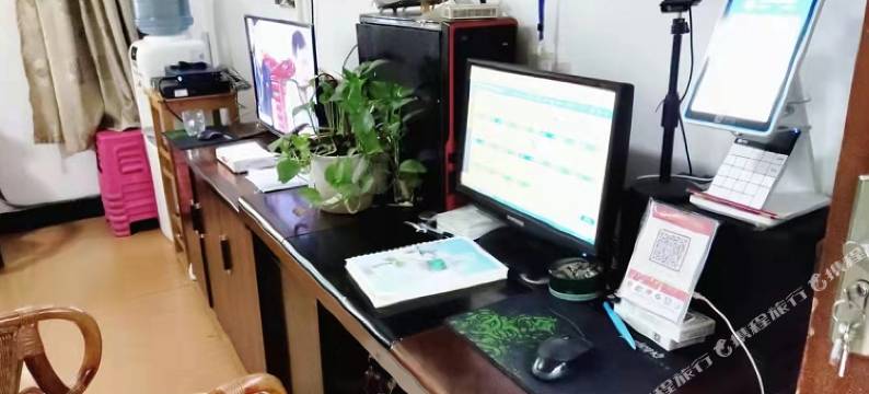 华宁鸿秀客栈图片