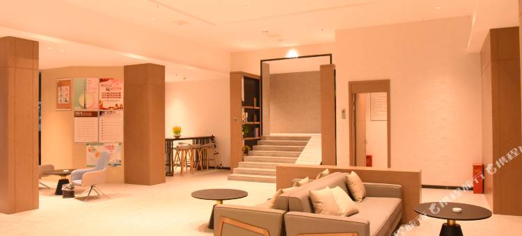 柏曼酒店(大冶青龙山公园钓鱼岛店)图片