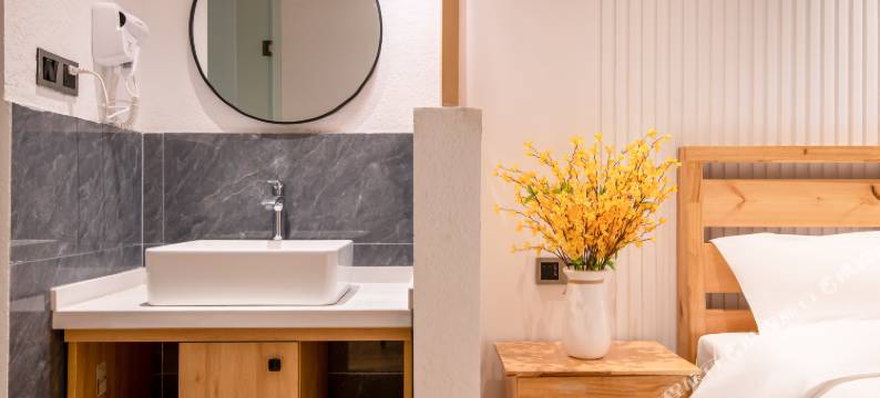 楠溪民宿(郑云高速口店)图片