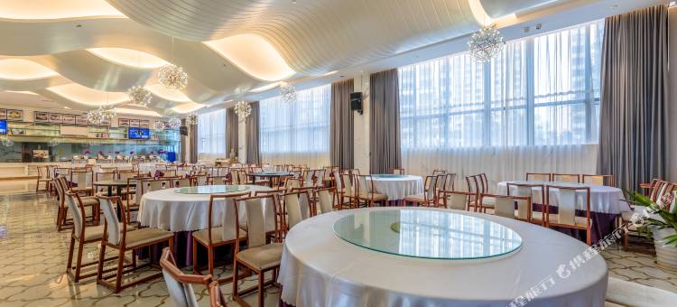 临武龙憩国际酒店图片