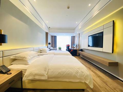 三年二班电竞民宿(桂林北站店)