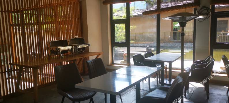 柞水望南山居(牛背梁国家森林公园终南山寨店)图片