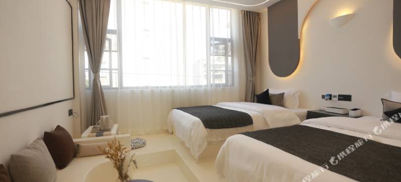 溪花涧影视酒店(昆明老街南屏街店)图片