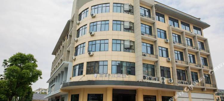 如家派柏·云酒店(衢州龙游新湖路店)图片