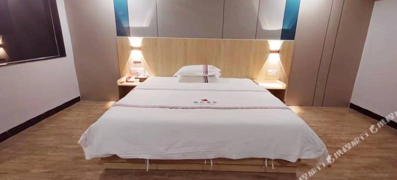 枫叶酒店(荔浦店)图片