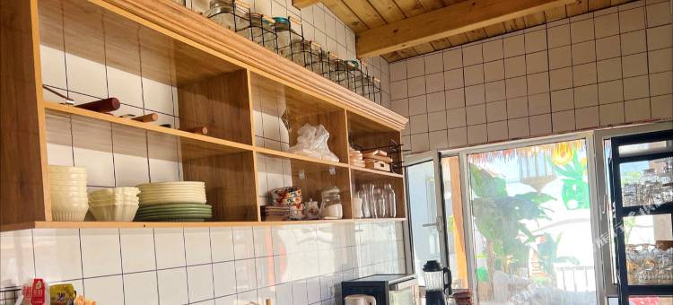 伊宁霍比特小屋图片