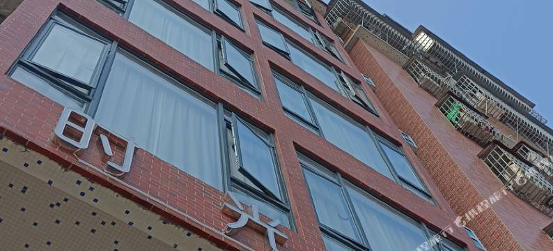 天禧·时光美宿(佛山高明信盛广场店)图片