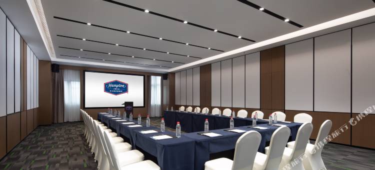 贵阳南明火车站希尔顿欢朋酒店图片