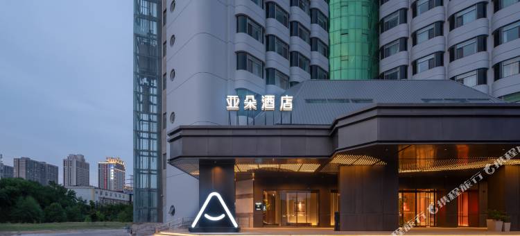 郑州正弘城花园路亚朵酒店图片