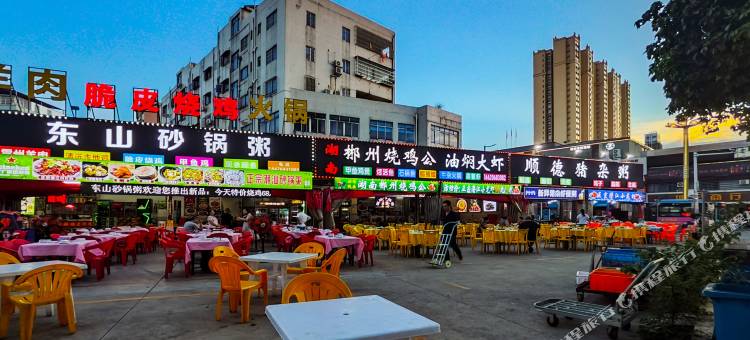 青年精品公寓(东莞黄江嘉荣购物广场店)图片