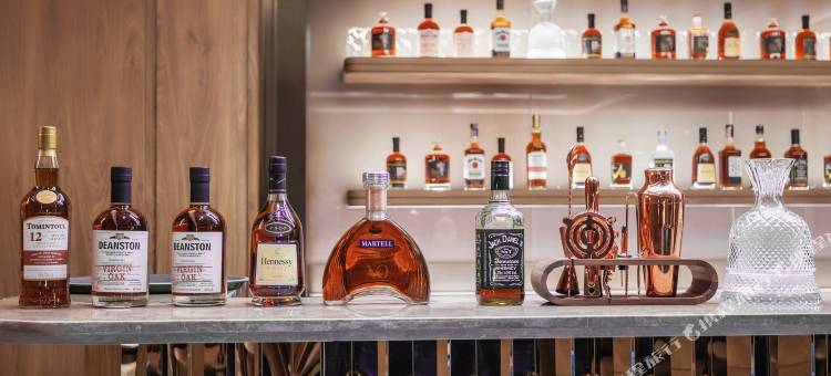 鞍山火车站苏宁广场桔子水晶酒店图片