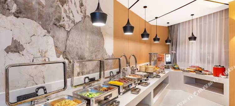 虔美酒店(赣州于都长征广场鹏泰百货店)图片