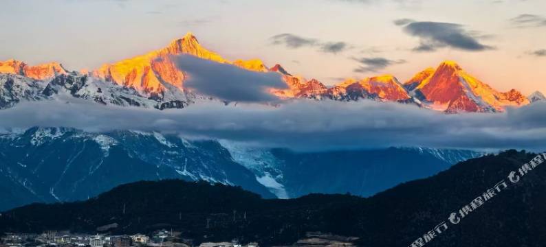 尘上·梅里酒店(飞来寺观景台店)图片