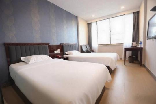 亳州翡翠明珠商务酒店(火车站店)