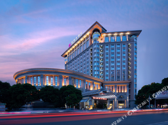 泉州晋江宝龙大酒店