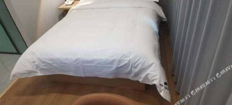 睿柏·云酒店(邯郸武安第二中学店)图片